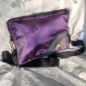 Mari Cla Ro purple cross body bag